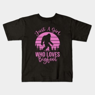 Just a Girl Who Loves Bigfoot - Pink Bigfoot Design Kids T-Shirt